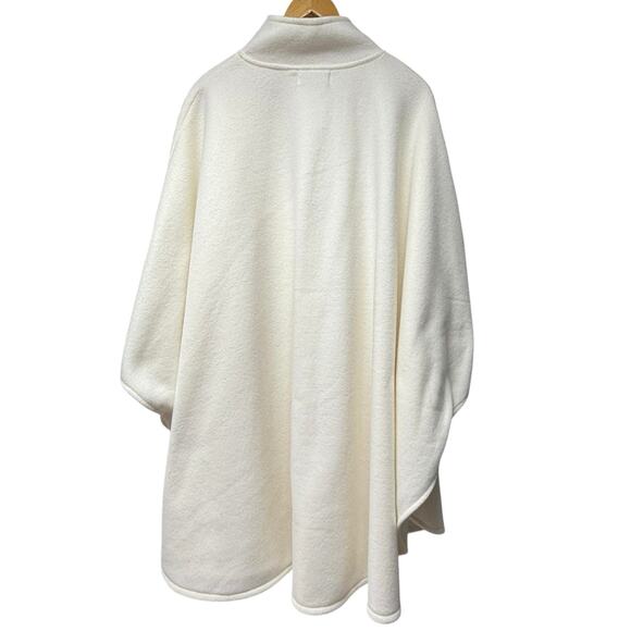 Lord and Taylor Ivory Fleece Cape Poncho Sleeve Holes One Size 3 Button Closure - Picture 2 of 6